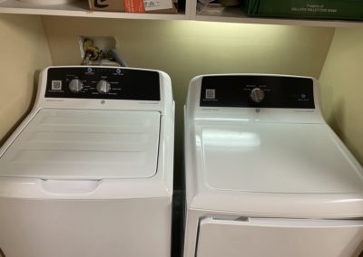 The washer and dryer available at the resource center